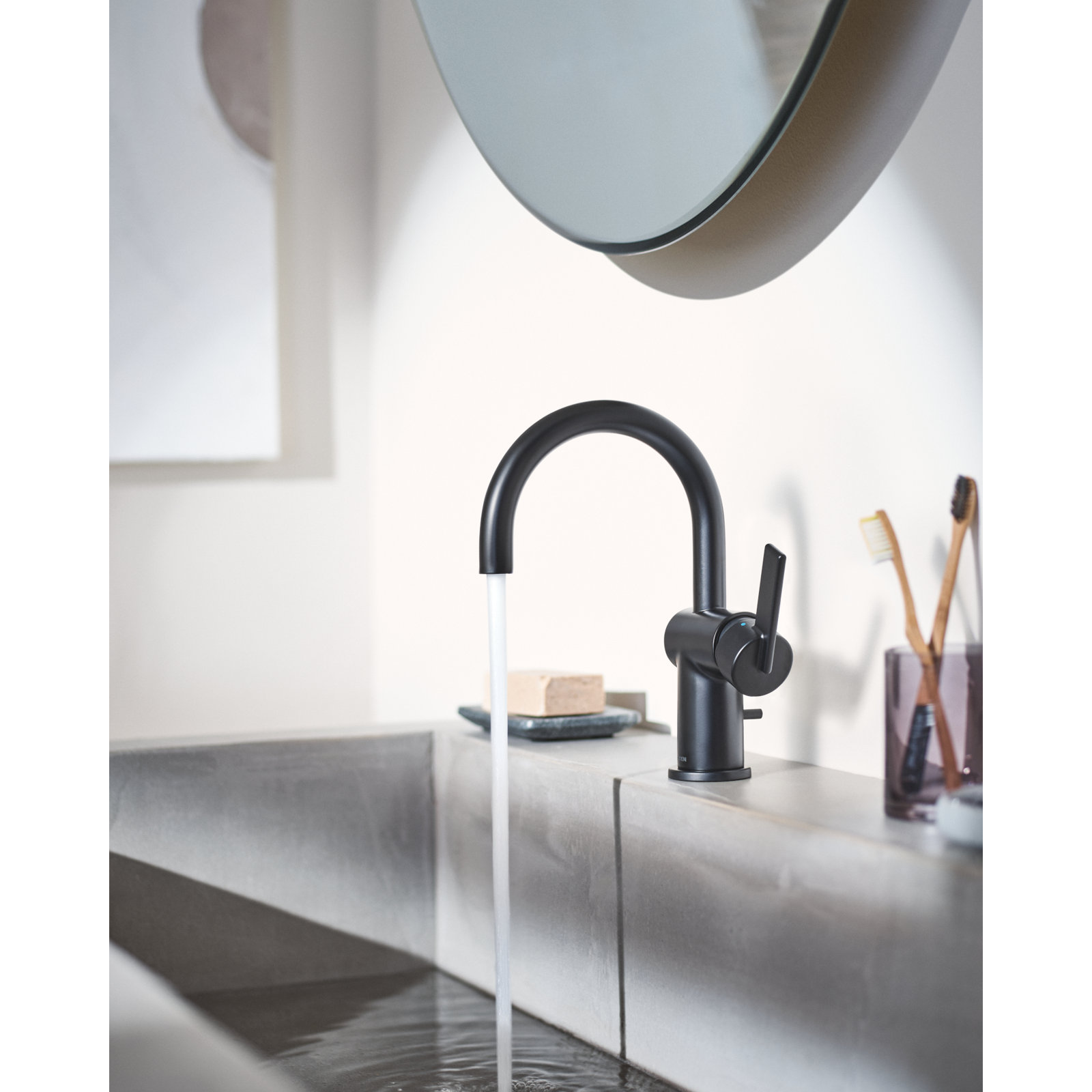 Cia Single-Hole Bathroom Faucet with Drain, Matte Black