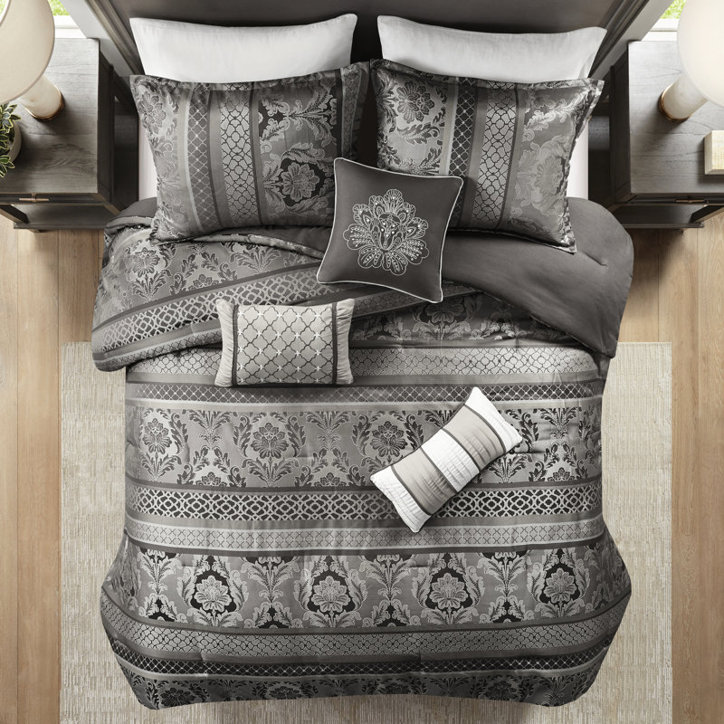 Literie de luxe gris - très grand lit 7 pièces