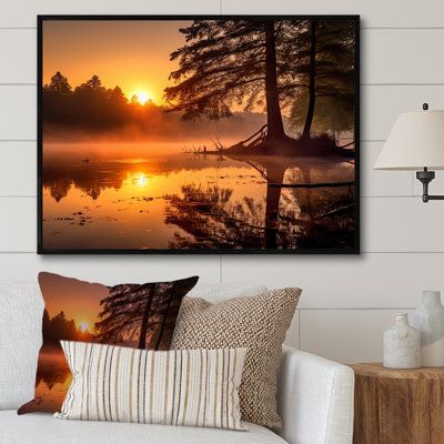 «Majestic Sunrise Over The Lake IV», reproduction sur toile