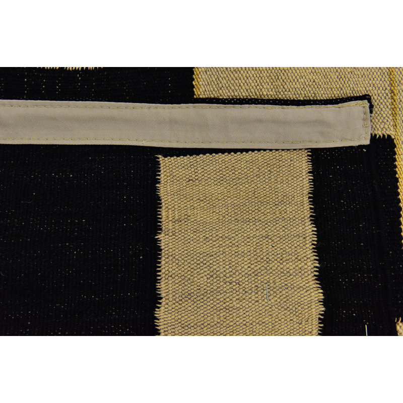 Ohlson Black Rug