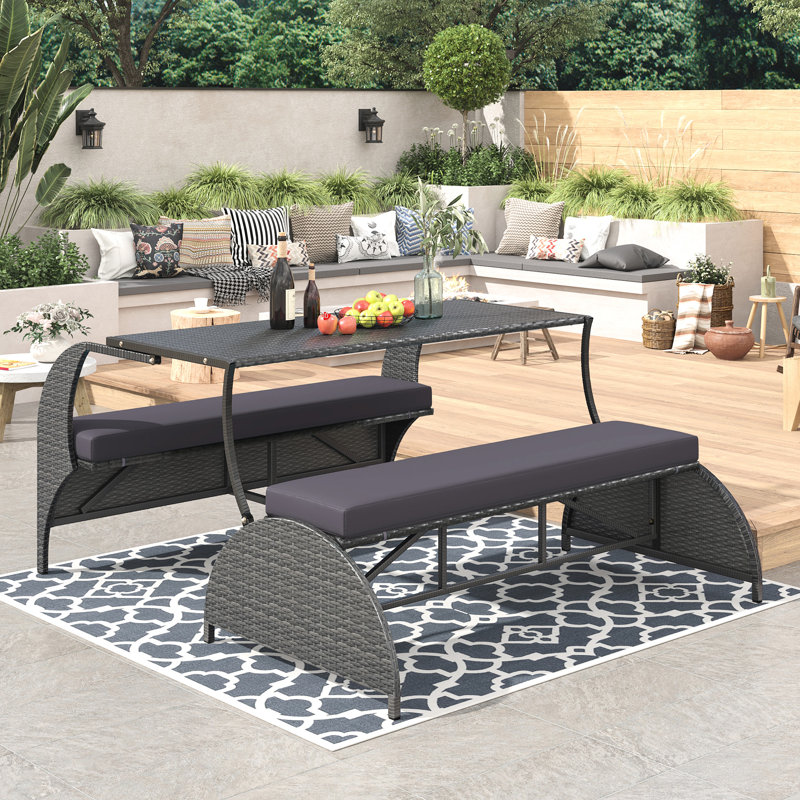 Convertible pour l'extérieur: 2 à 4 sièges avec table, cadre, rembourrage de coussin, option de configuration de la table de siège: change de sièges et structure en fer