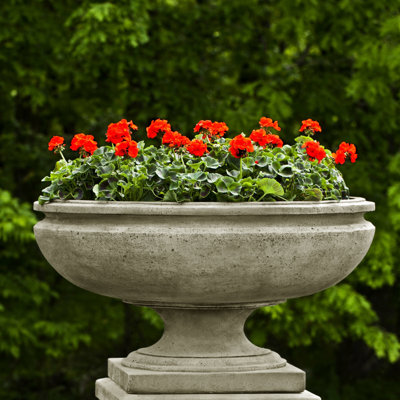 Urne à fleurs St Louis