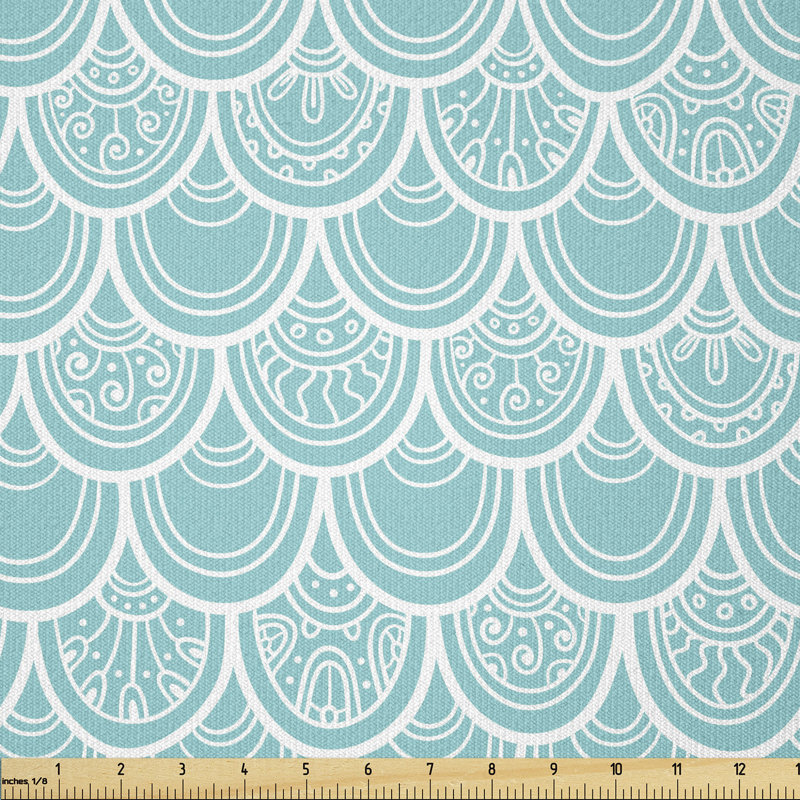 Tissu écailles de sirène par The Yard, composition de couleur pastel avec motif de tourbillons et de boucles Doodle