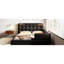Grand lit plateforme tapissier grand avec 2 lumières de lecture, noir. Cuir d'unité centrale de qualité. Espace généreux pour la détente et le sommeil. Lampes de tête de lit réglables noires. Superior Ample Room A Good Night's-619473937
