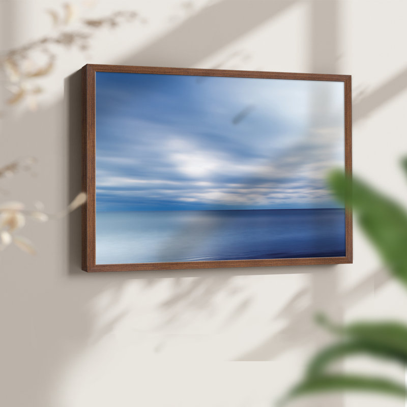 «Forever Blue», impression encadrée, H 8 po x l 10 po, Noyer