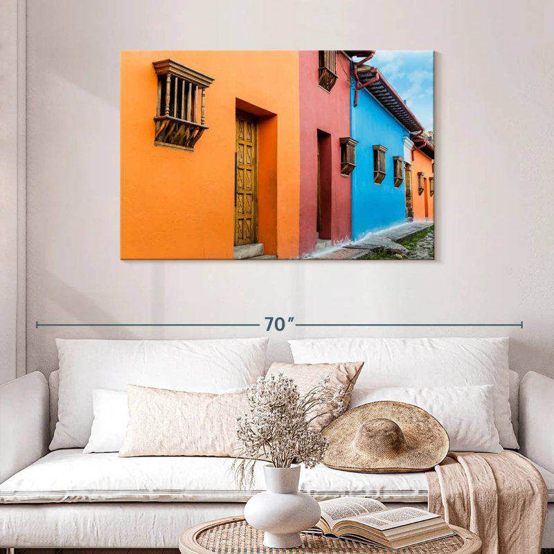 Lilie, rue colorée de Bogota, H 30 po x l 45 po