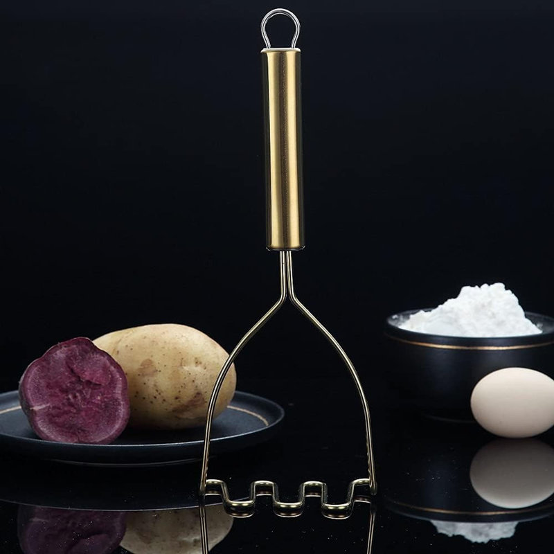 Potato Masher, Stainless Steel Heavy Duty Metal Potato Ricer With Mirror Polish, Food Masher Utensil, Hand Masher, Vegetables Fruits Mashe, Dishwasher Safe (9.6 Inch)