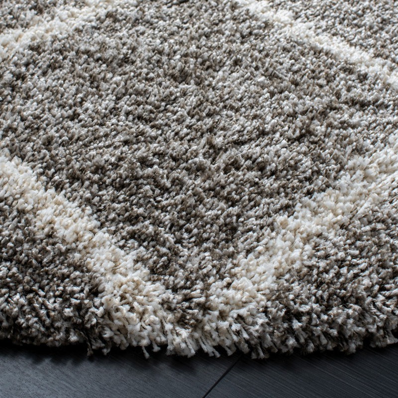 Tapis géométrique ivoire / brun, Rectangle 8 pi x 10 pi