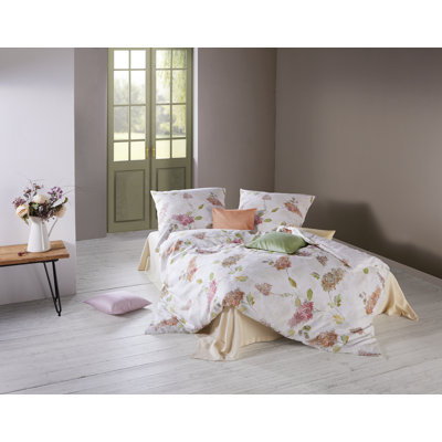 Fleuresse Floral Duvet Cover Set with Pillow Shams and Pillowcases