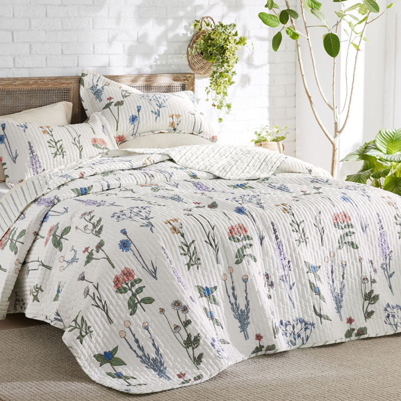 Bedsure Quilt Bedding Set Pre-Washed Quilt Set, King Quilt + 2 King Shams, Coconut Milk