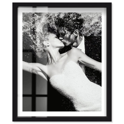 Art sous-marin «Underwater Kiss II» par Notoriart, cadre noir, 30 x 36