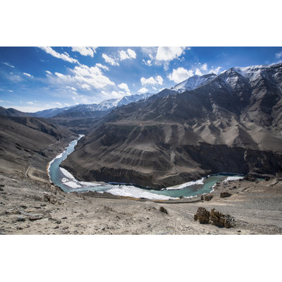 Indus River in Ladakh by Guenterguni