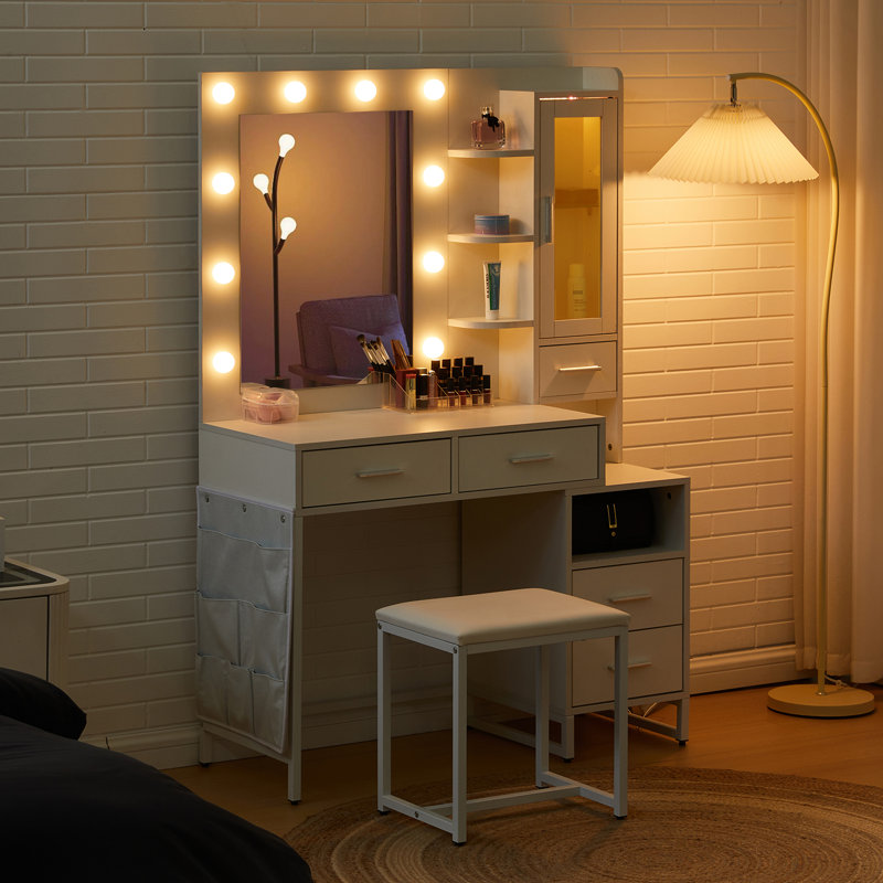 Dressing Table with Mirror