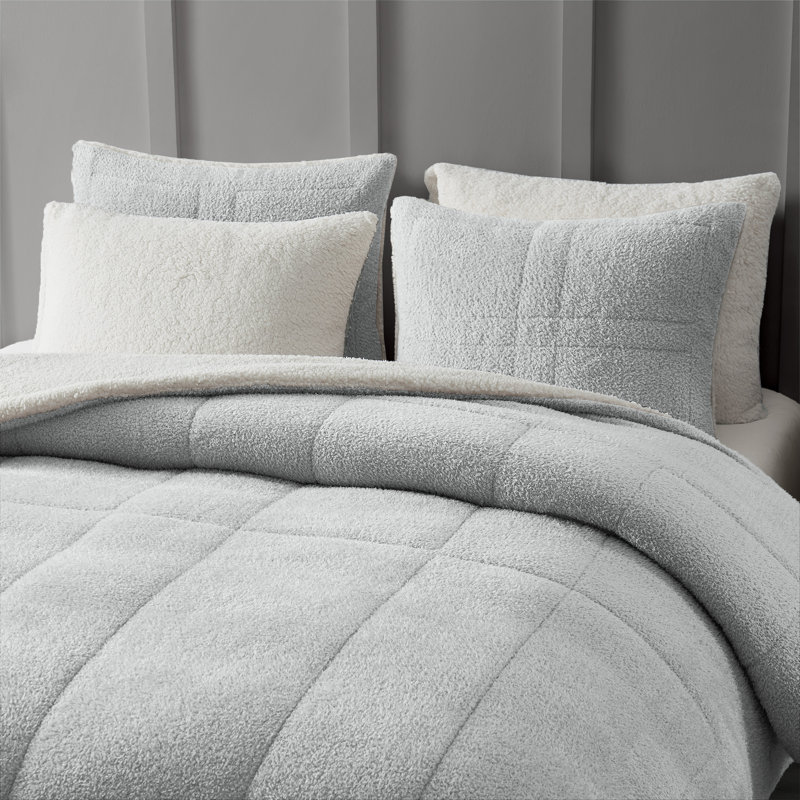Wonderful 3 Pieces Quilted Teddy Fur Comforter Set, Light Gray, King Comforter + 2 Pillow Shams