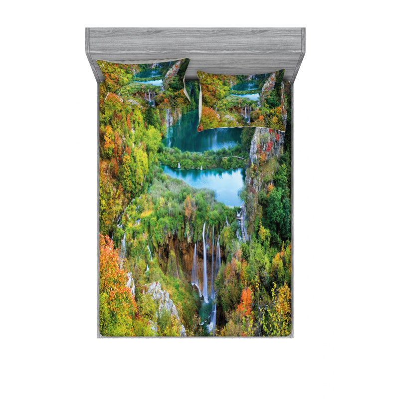 Ensemble de draps Mountains of Plitvice Lakes, Ensemble de draps pour lit double avec un drap-hou
