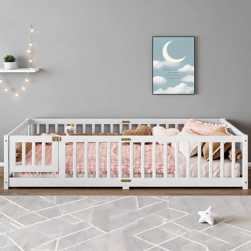 Grand lit de plancher pour enfant en bois de pin massif et contreplaqué avec barrières de sécurité et porte amovible, blanc pur