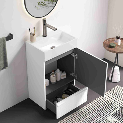 Meuble-lavabo de salle de bain avec rangement