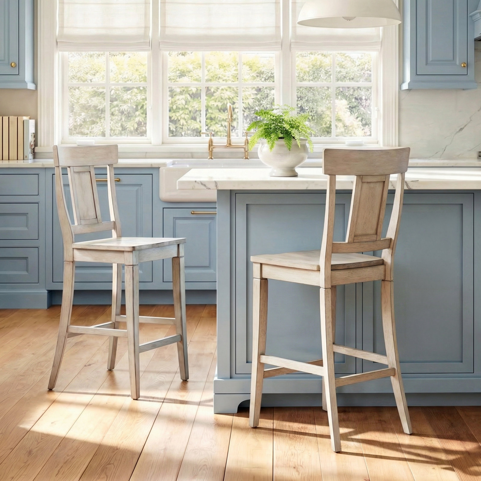 Fortville Bar and Counter Stool, Antique White, Counter Stool (24.21" Seat Height)