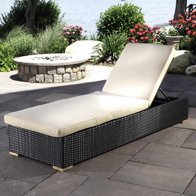 Salina Outdoor Chaise Lounge