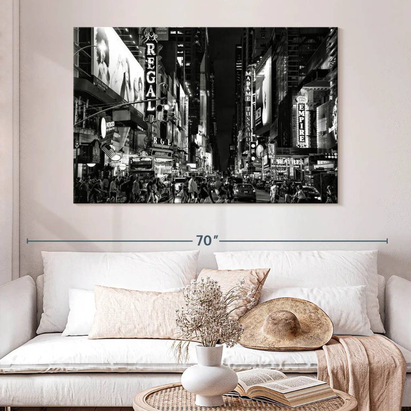 Ravi Times Square par nuit, H 34 po x l 51 po