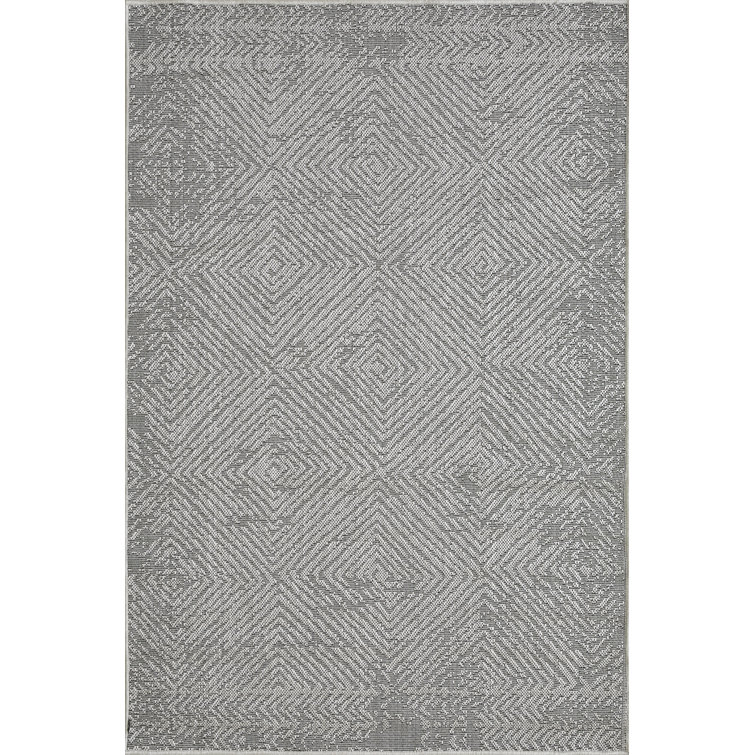 Loon Peak® Jaagruti Washable Geometric Indoor / Outdoor Rug & Reviews ...