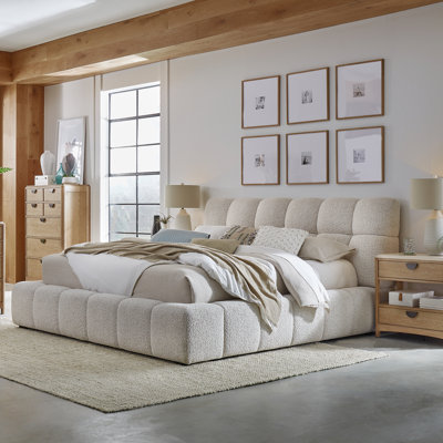 Pula Tufted Upholstered Platform Bed