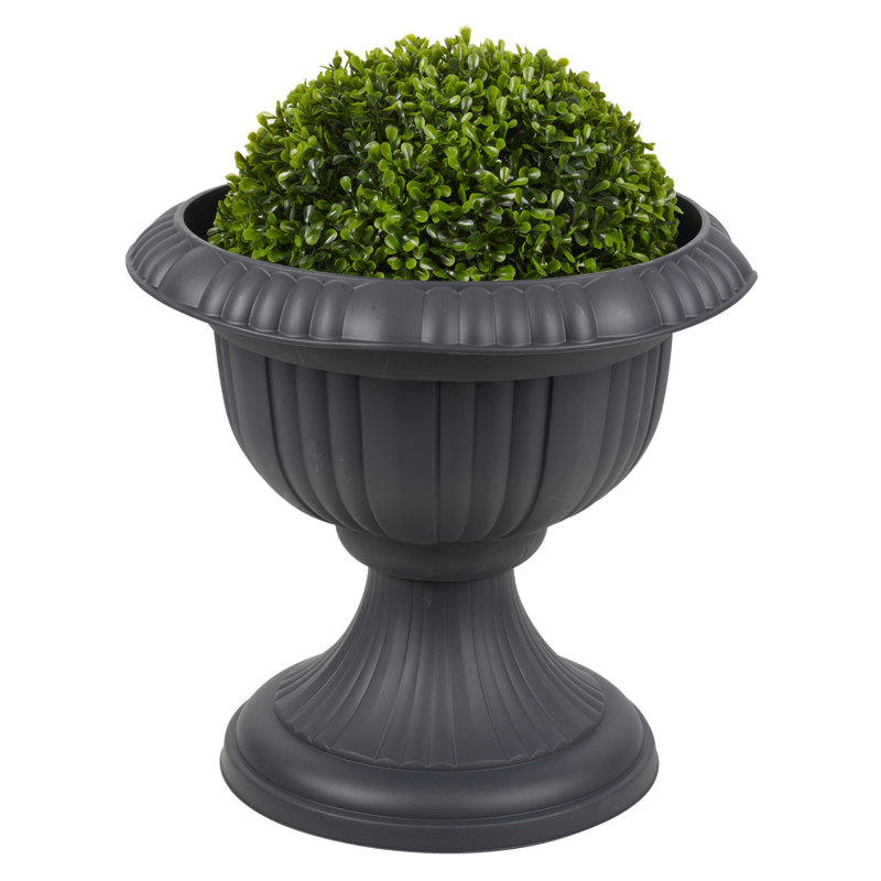 Fieldstone Urn Planter