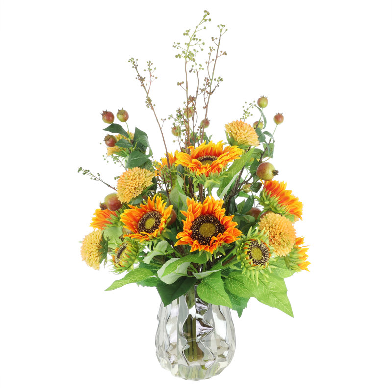 Arrangement d'automne tournesol, dahlia et grenade dans un vase en verre, H 29 po x l 18 po x P 18 po