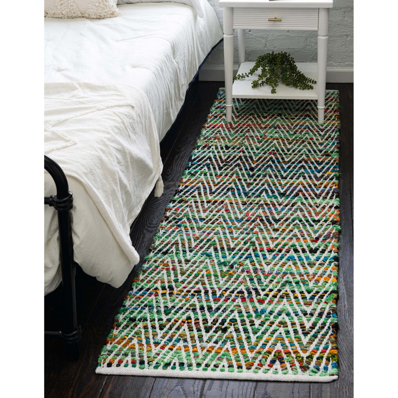 Aberfeld Cotton Chevron Indoor Rug, Runner 2'7" x 10'
