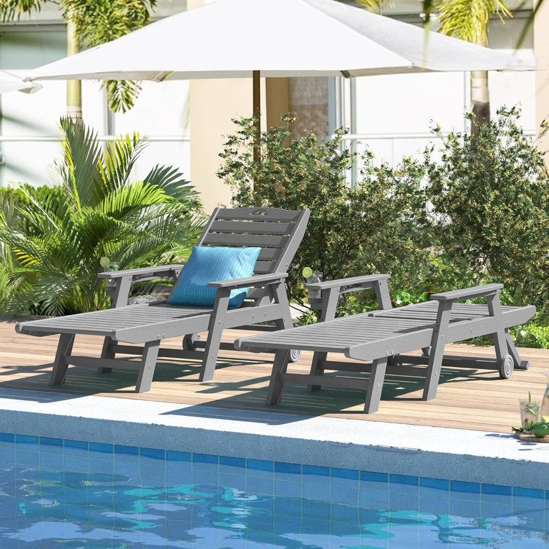 Chaise longue d'extérieur inclinable en PEHD , Gris