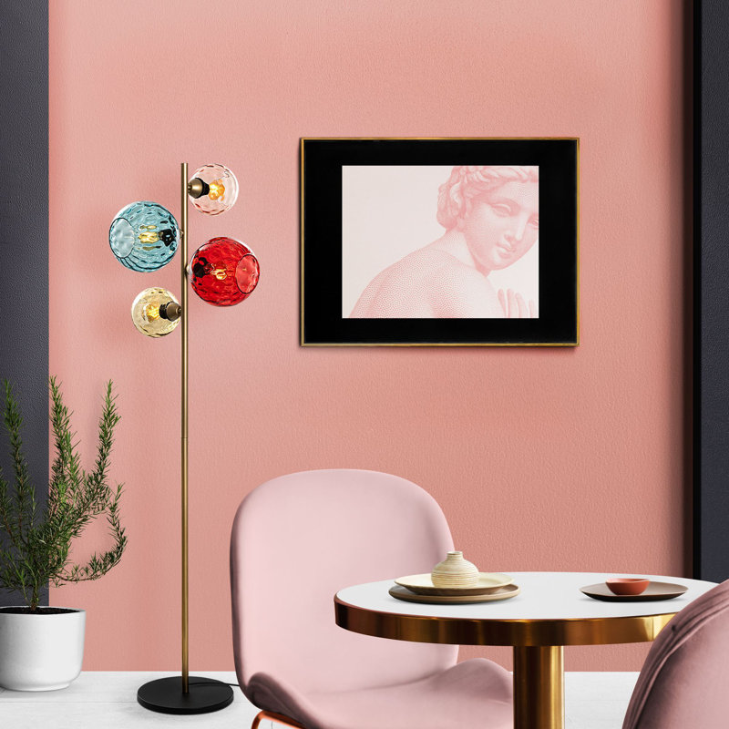 Lampe sur pied élégante avec corps en métal et capuchon en verre, finition dorée, 13,8 x 13,8 x 65,0 pouces | 4 x douilles E27 (40 W maximum) | Design élégant et glamour pour le salon et la chambre à coucher - solution d'éclairage parfaite (ampoule non incluse)