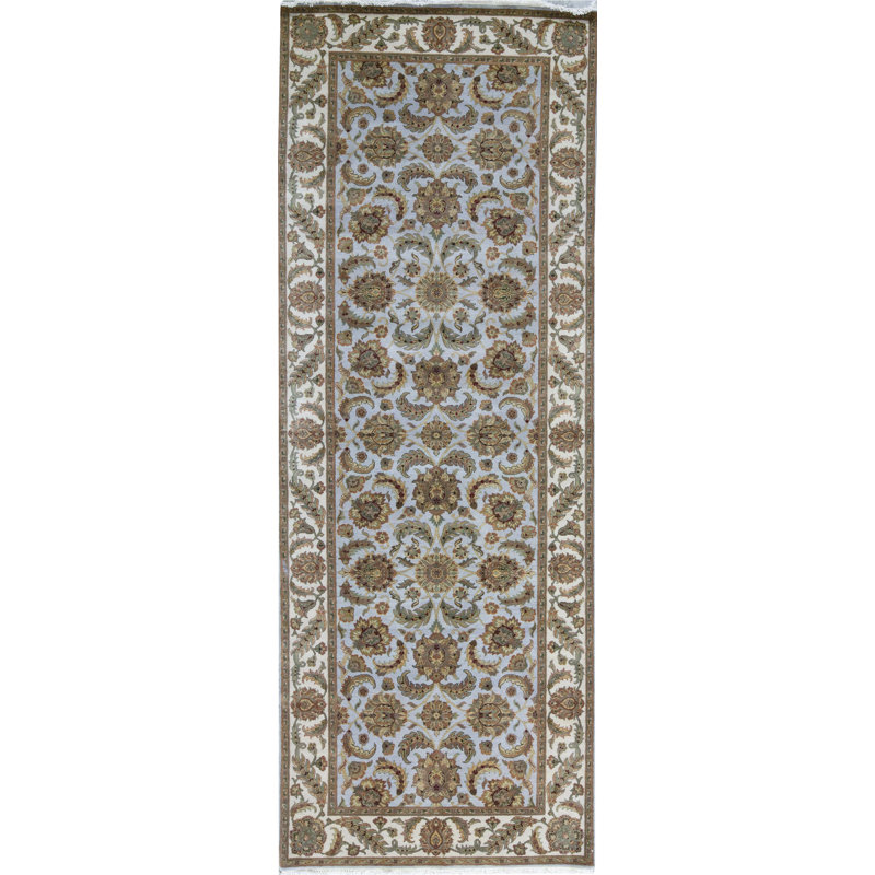 Wool Oriental Area Rug in Olive/Ivory/Light Blue