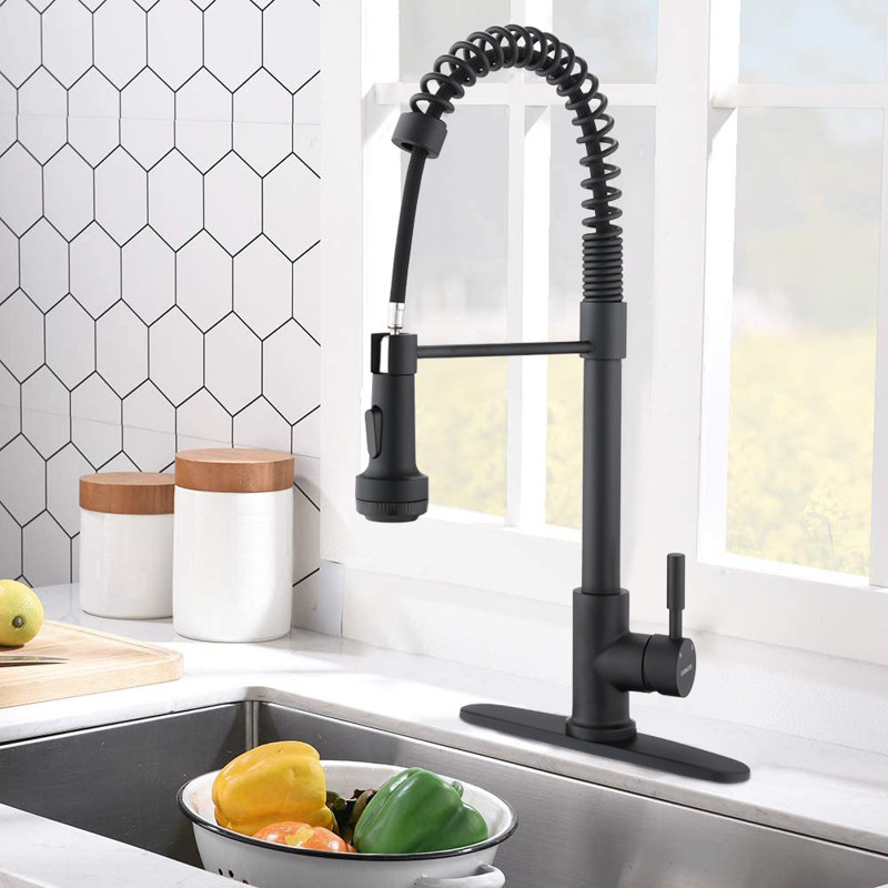 Robinet de cuisine rétractable à poignée simple avec conduites d'alimentation, Noir mat