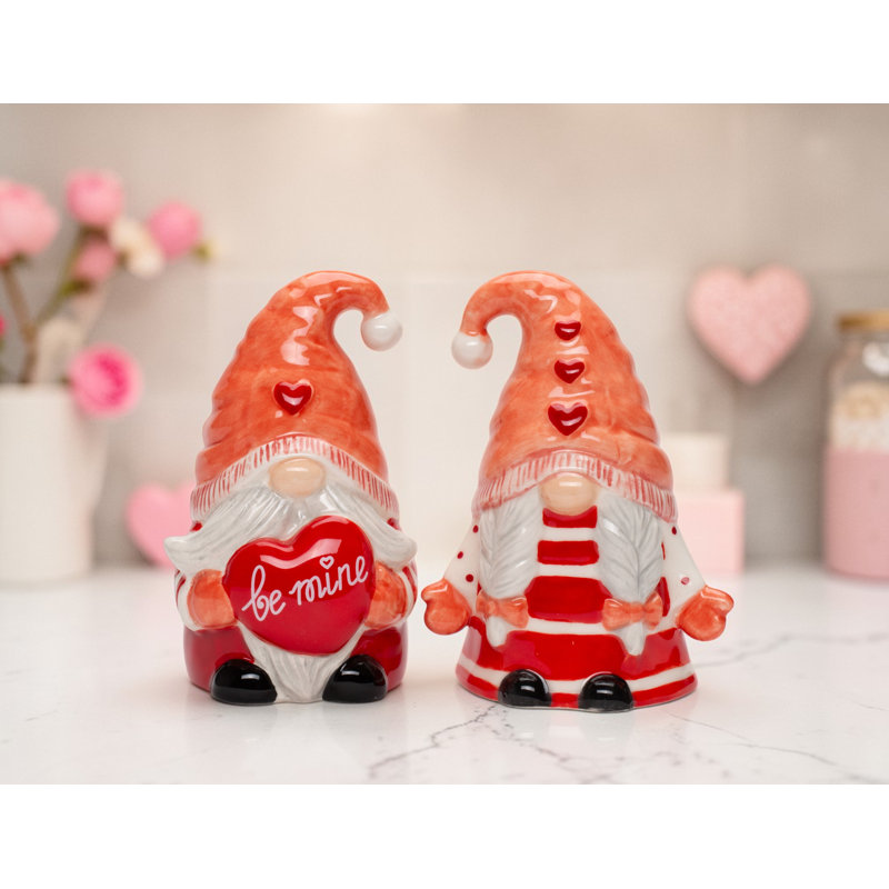 Gnome de Saint-Valentin sel et poivre