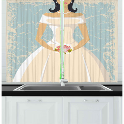 Pointed Kitchen Curtain