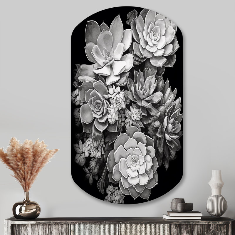 Seagraves - Art floral cylindrique asymétrique en métal, H 43 po x l 23 po