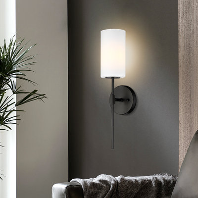 Linus Armed Sconce
