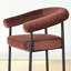 Chaise rembourrée moderne avec accoudoirs courbés-11597299