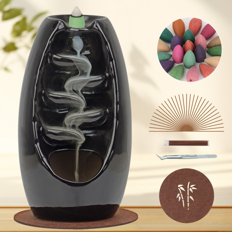 Le brûleur d'encens en cascade fluide, conception à refoulement unique, avec cônes et bâtons d'encens, crée une atmosphère unique à la maison