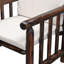 Chaise de patio simple en bois avec accoudoirs-113752698
