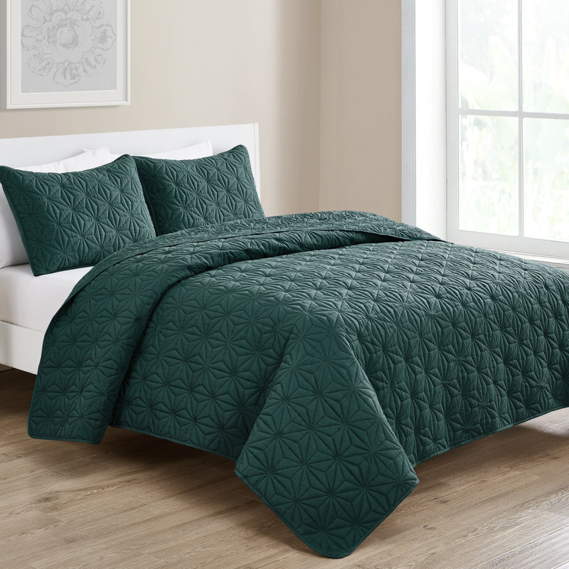 Kaleidoscope 3-Piece Embossed Geometric Quilt , Green, Full/Queen Quilt + 2 Standard Shams