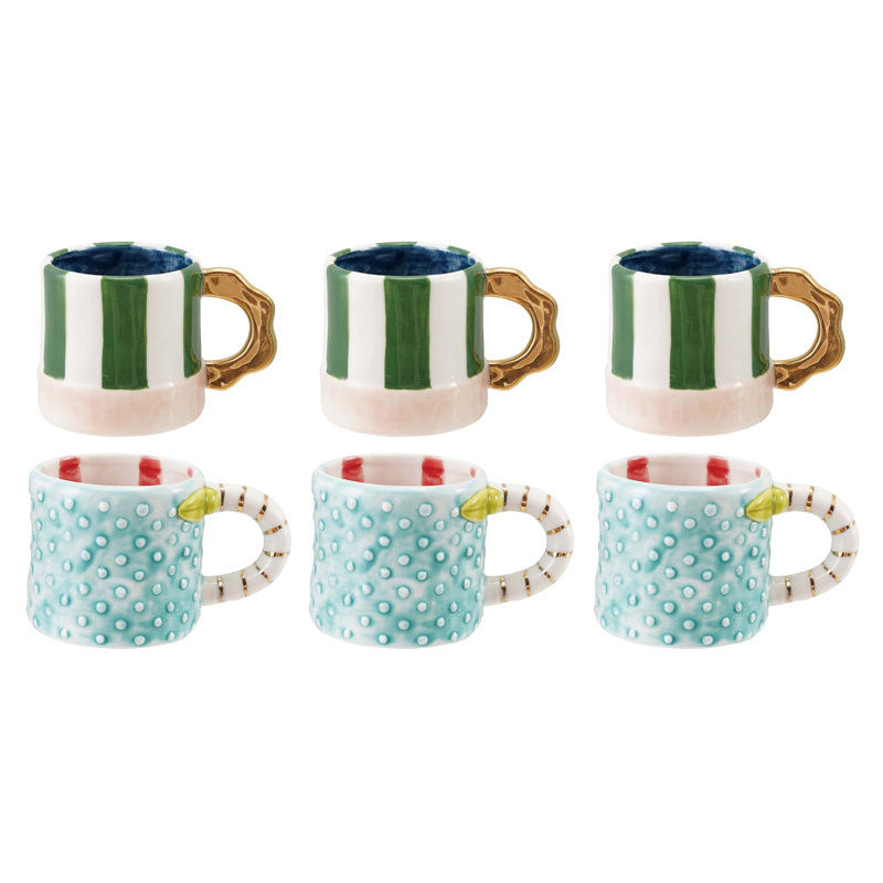 Tasse en grès avec électroplaquage doré