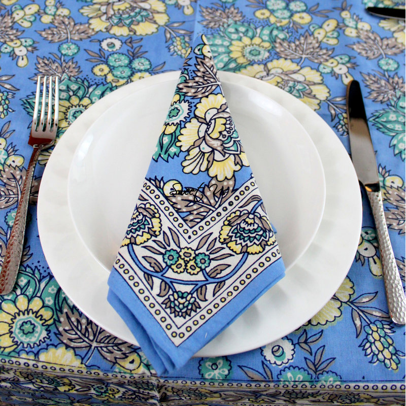 Floral Square Thanksgiving cloth, Blue