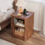 Table de bout carrée 23,6 "avec station de charge, table d'appoint moderne en bois avec porte coulissante, table de chevet cannelée pour le salon, la chambre à coucher et les petits espaces-1269122387
