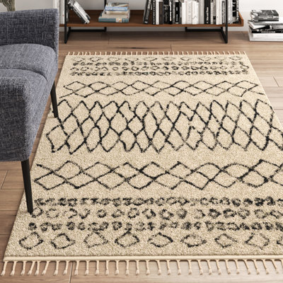 Tapis à motif géométrique crème / ivoire Calion