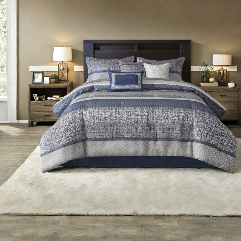 Luxury Bedding Sets King Polyester Jacquard Transitional Bedroom Home