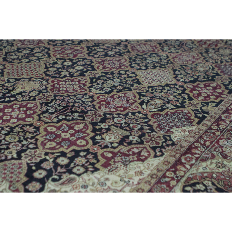 Tapis noir et multicolore de haute qualité noué à la main