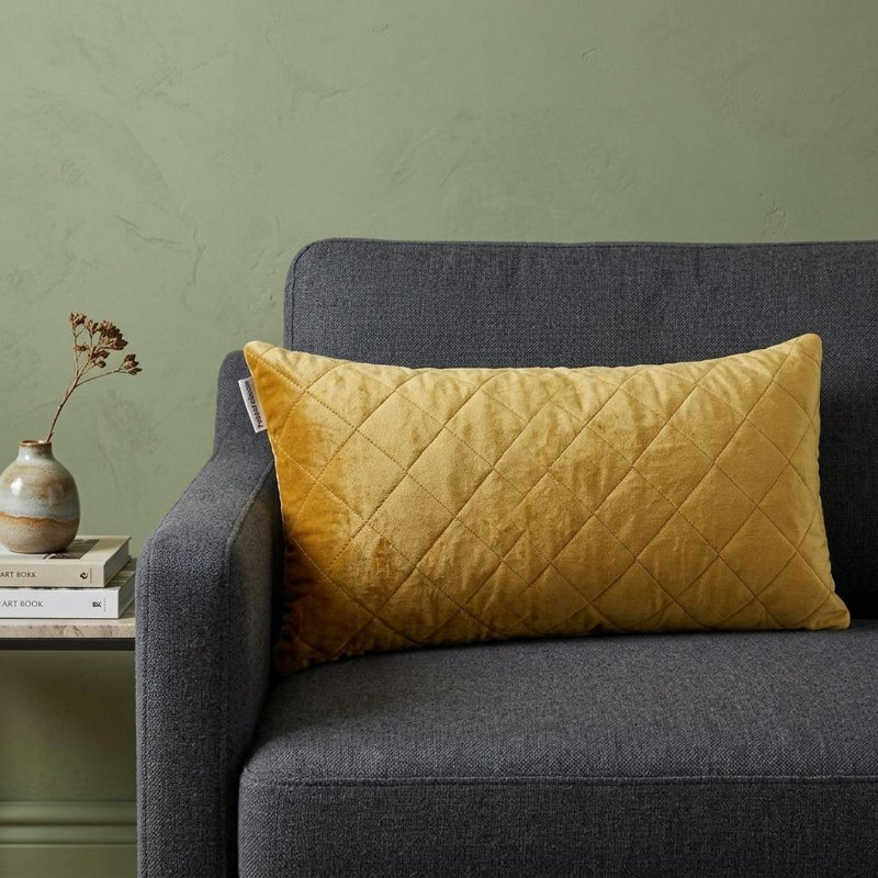 Coussin touffeté à losanges jaune ocre transitionnel, Jaune