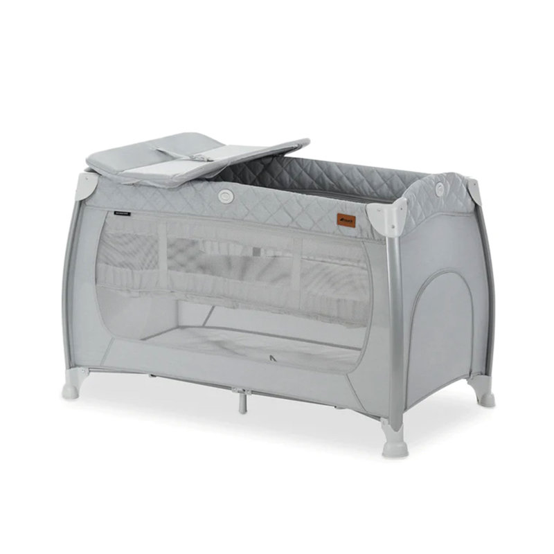 hauck Play N Relax Center Foldable Travel Bed with Foldable Portable Foam Pad