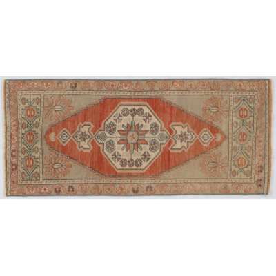 Wool Area Rug in Red